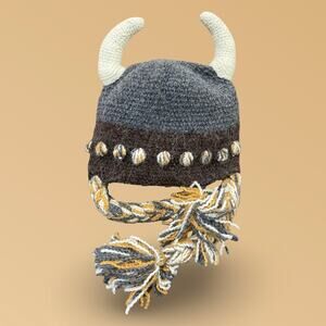Peruvian Trading Co Viking Barbarian Horned Hat Fuzzy Knit Helmet Beanie Gray